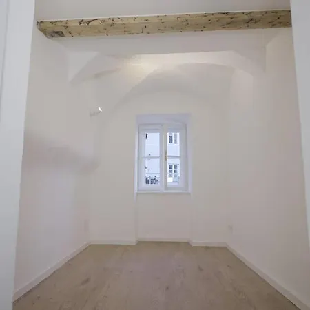 Cozy/tiny/creative Living In A Historical Old Town Hallein